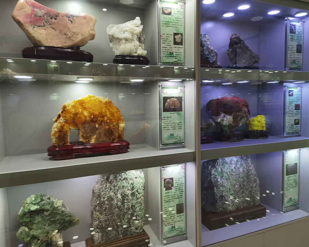南华珠宝矿物博物馆
