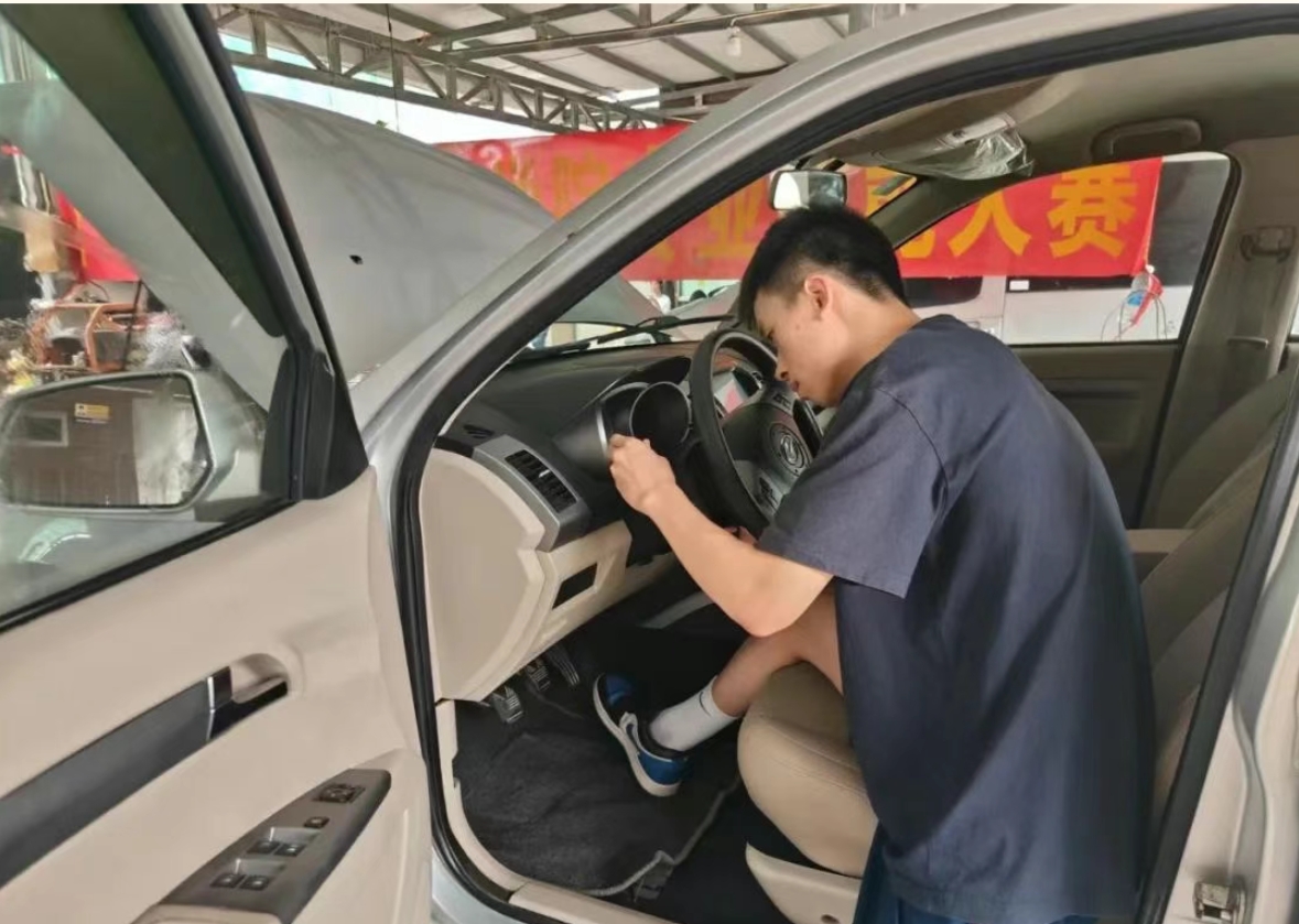广州南华工贸技师学院 广州南华工贸技师学院