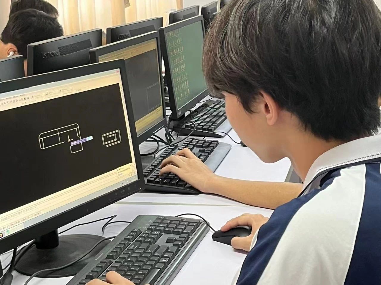 广州南华工贸技师学院