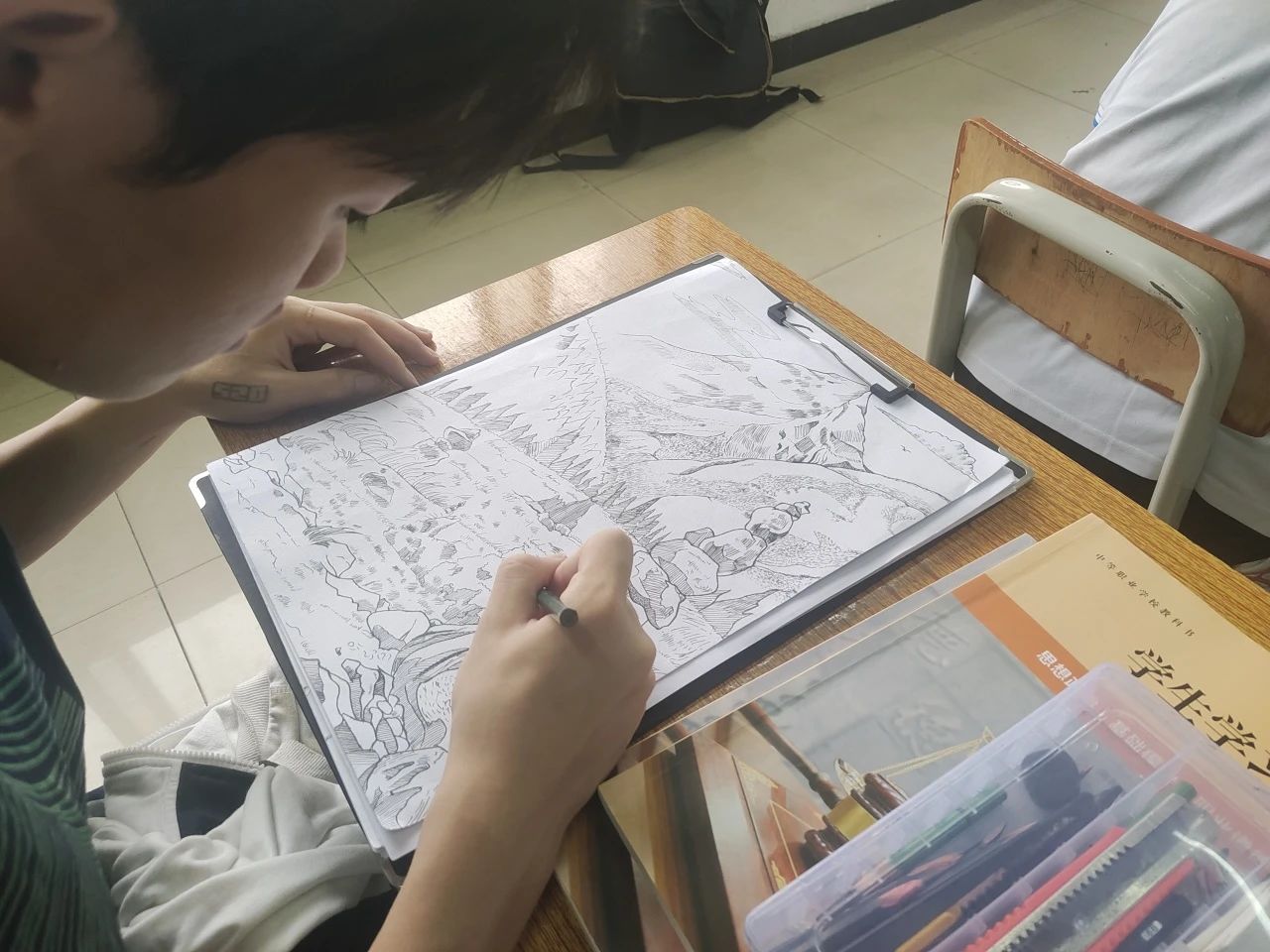 广州南华工贸技师学院