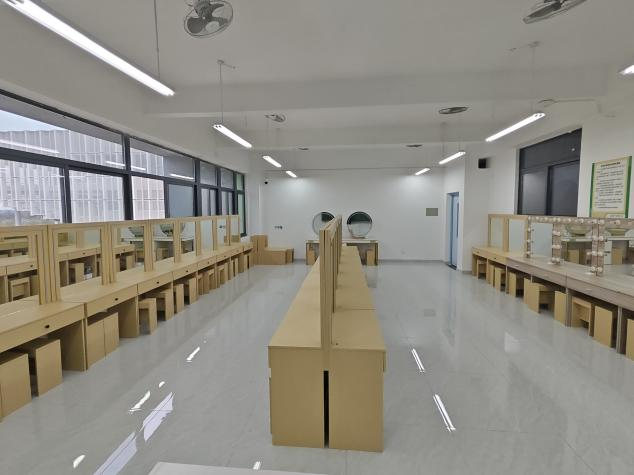 广州南华工贸技师学院